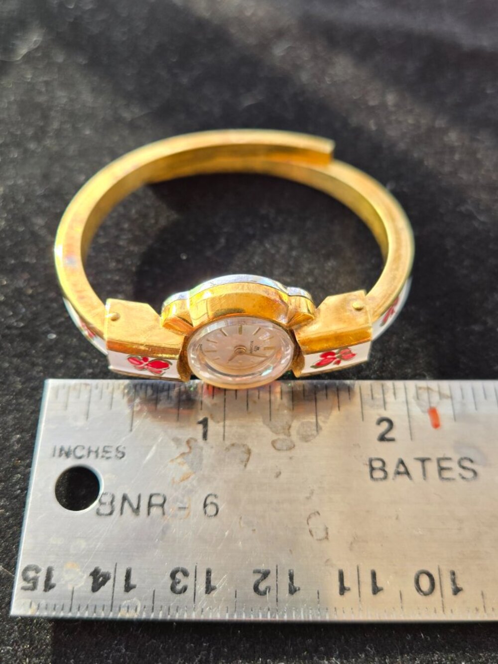 Vintage White and Floral Enamel Hinged Bucherer Watch - Picture 9 of 10